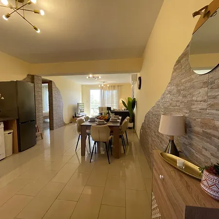 Nissi Beautiful Apartamento *