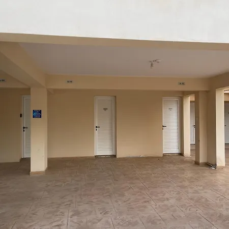 Nissi Beautiful Apartamento *